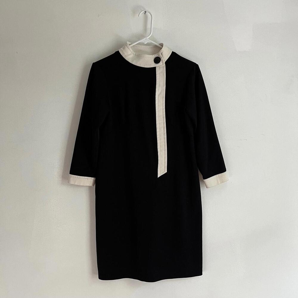 Vintage 80s-does-60s Mod Mini Dress - Black with White Details, Size 6 - Picture 1 of 9